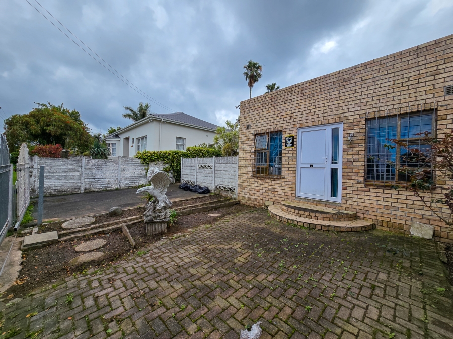 3 Bedroom Property for Sale in Cambridge Eastern Cape